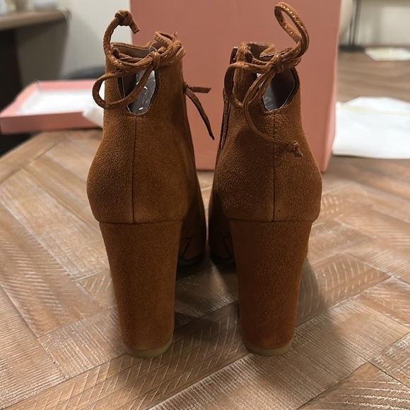 NEW Cognac Brown Suede Leather Ankle Boot Bootie with Asymmetric Block Heel - Picture 5 of 7